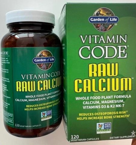Витамины для костей и зубов Garden Of Life Vitamin Code Raw Calcium 60 veg caps 20393 фото