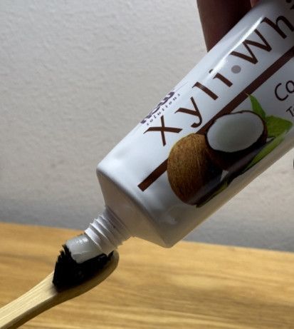 Зубна паста з ксилітолом Xyli White Toothpaste Gel кокосове масло та м'ята 21756 фото
